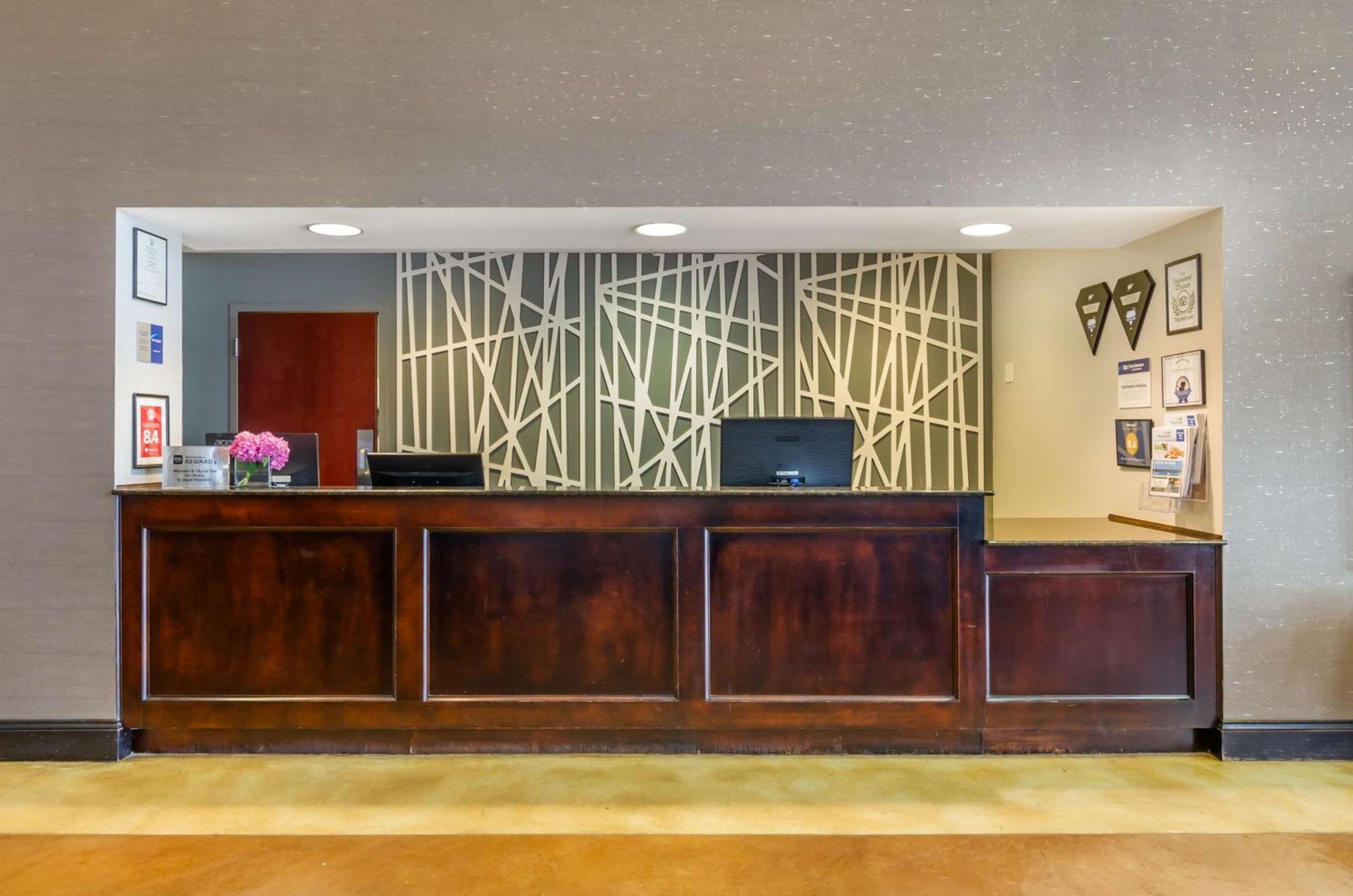 Best Western Plus Waynesboro Extérieur photo